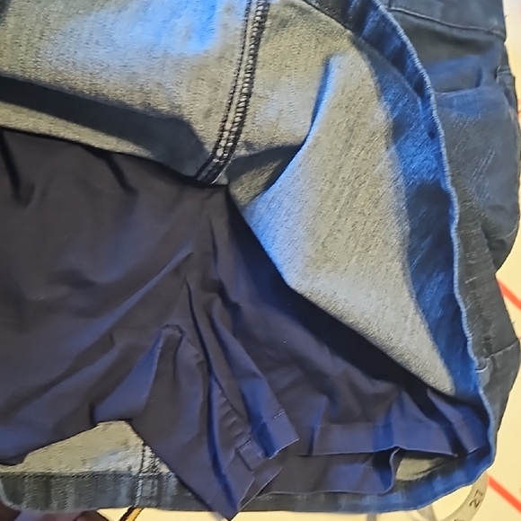 Croft & Barrow Blue Denim Skort size 6 - Picture 7 of 9